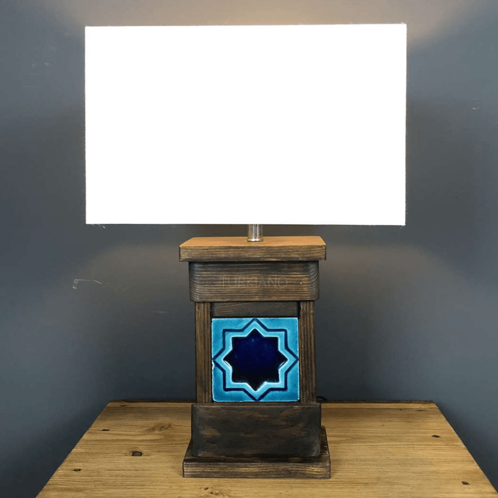 ÇİNİ SÜSLEMELİ ABAJURİ M338