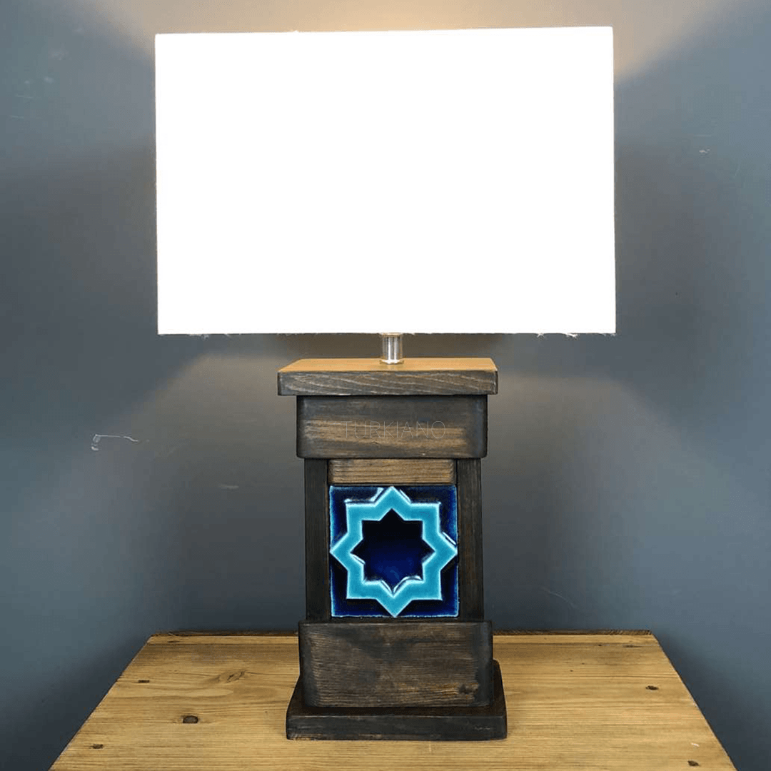 ÇİNİ SÜSLEMELİ ABAJURİ M342