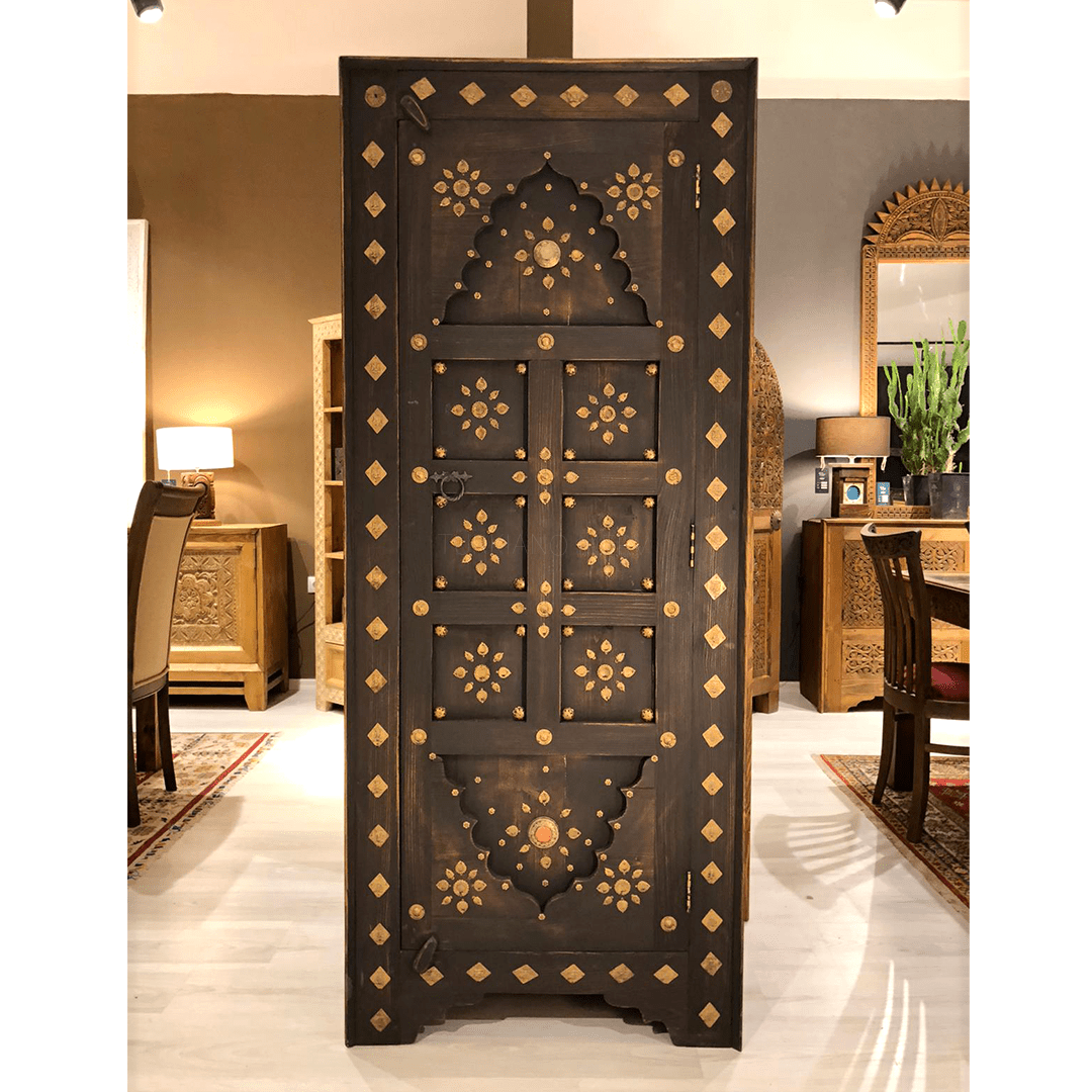 PİRİNÇ SÜSLEMELİ ESKİTME DOLAP KOYU CEVİZ RENK M355