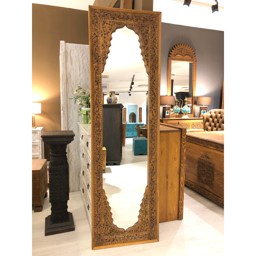 MİHRABİ YÜKSEK BOY EL OYMA BOY AYNASI KESTANE RENK M532