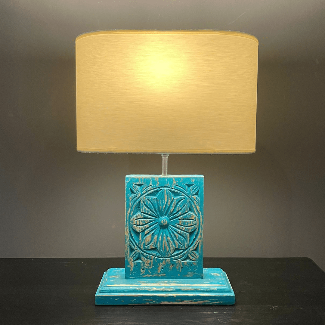 ANTİK TARZ EL OYMA ABAJURİ M0012_2