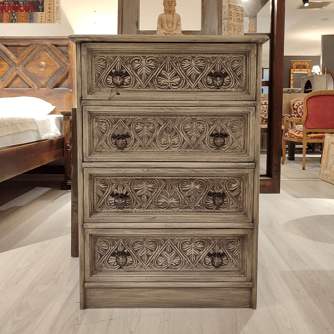 ANTİK TARZ 4 ÇEKMECE ŞİFONYER M719