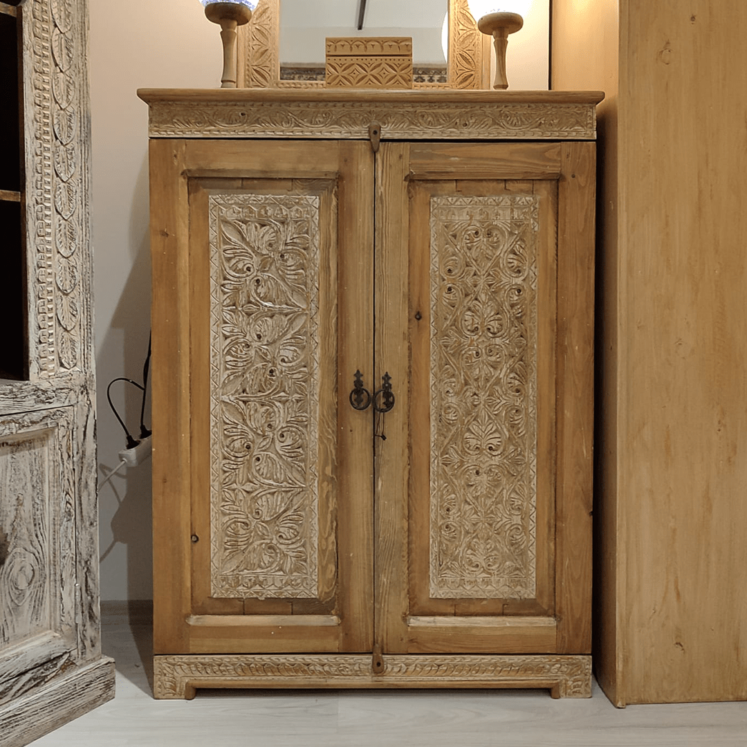 ANTİK TARZ DOLAP MASİF ESKİTME M1224