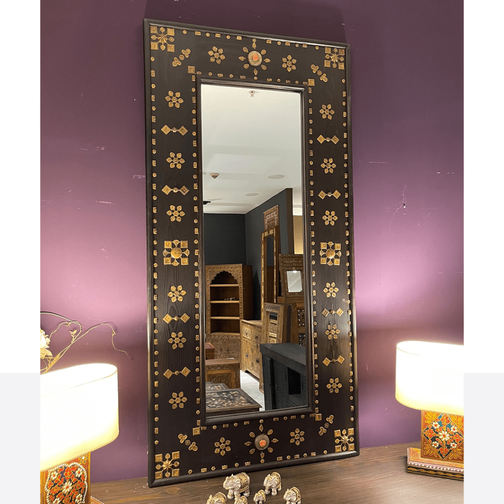 ANTİK TARZ PİRİNÇ SÜSLEMELİ AYNA M485_9